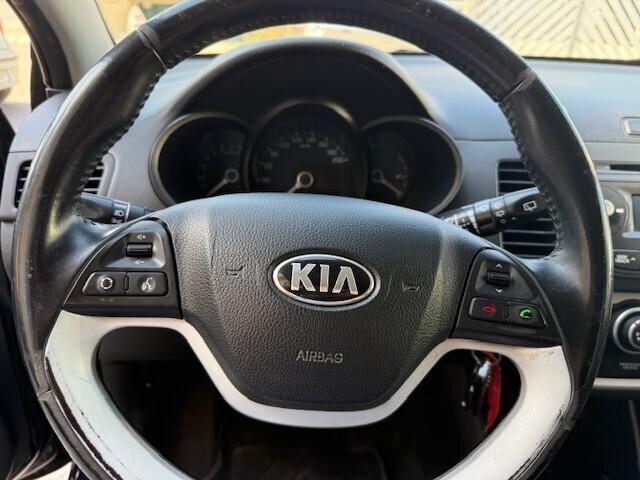 Kia Picanto 1.0 12V 5 porte Glam Sporty 03.2015 ok