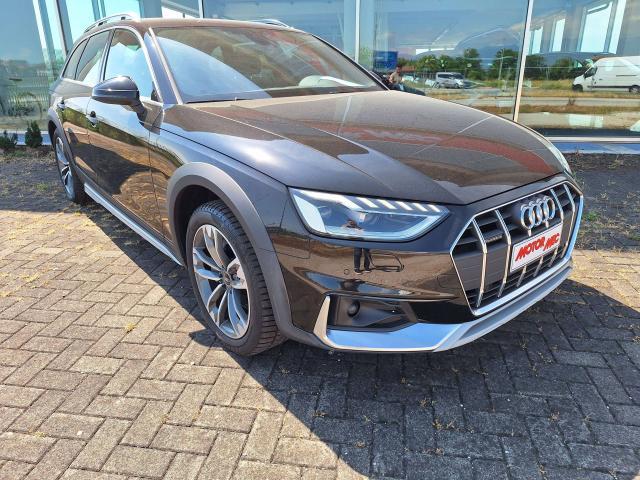 Audi A4 allroad Quattro 40 2.0 tdi 204cv Evolution S-tronic - Interno Sport Pelle/Alcantara - Fari Matrix Full Led