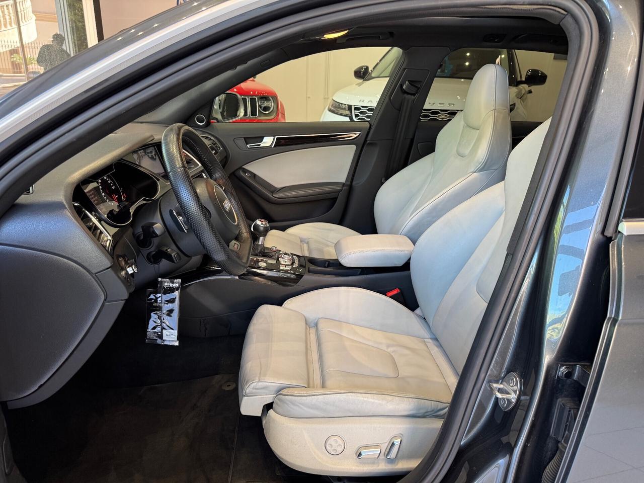 Audi RS4 Avant 4.2 V8 FSI quattro S tronic “TETTO”