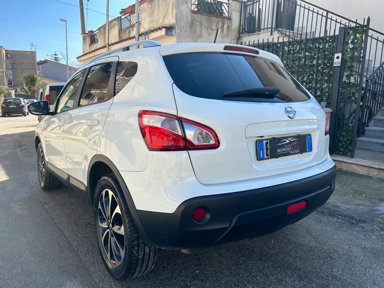 Nissan Qashqai 1.6 dCi DPF 360