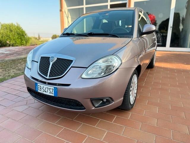 Lancia Ypsilon 1.2 Argento