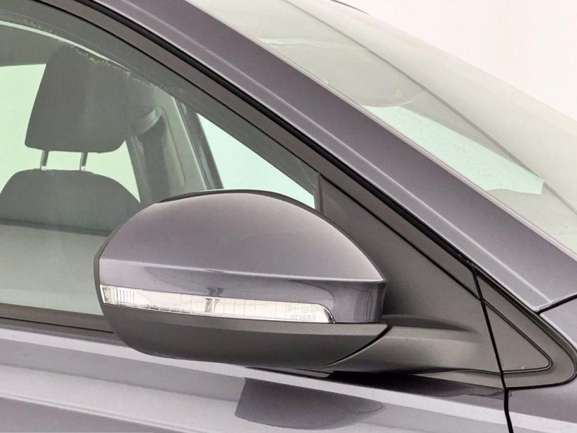 VOLKSWAGEN Taigo 1 0 tsi life 110cv