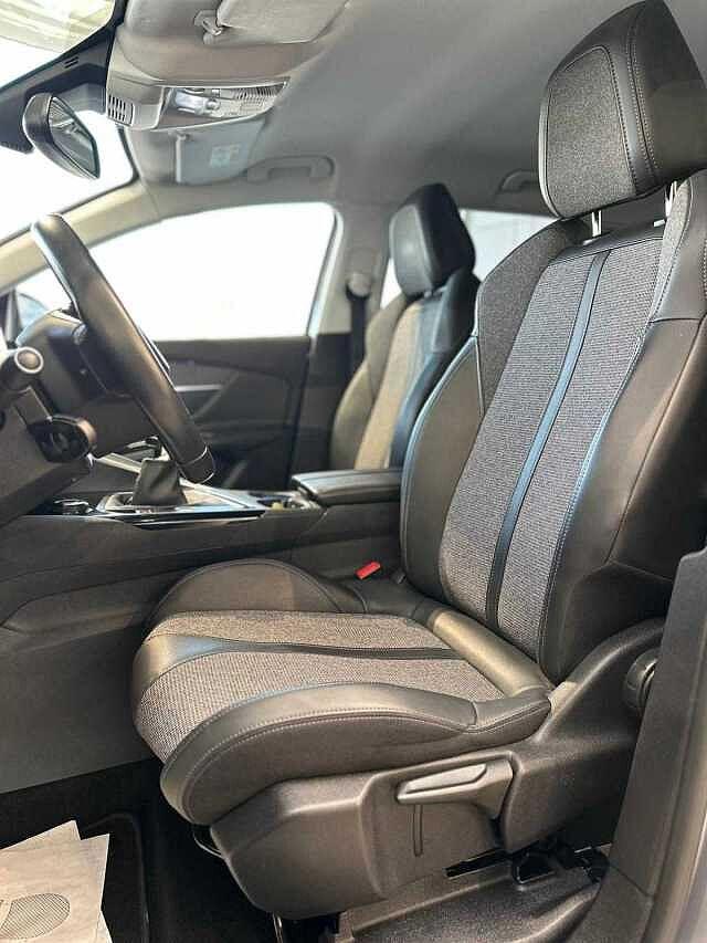 Peugeot 3008 BlueHDi 130 S&S Allure