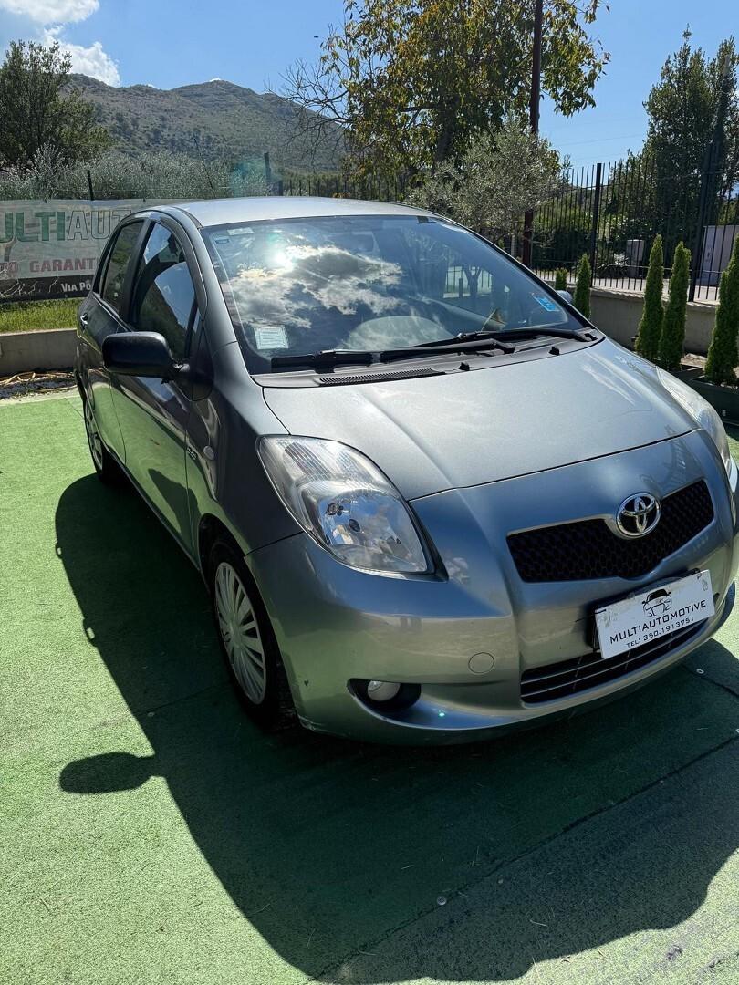 TOYOTA YARIS 2" SERIE