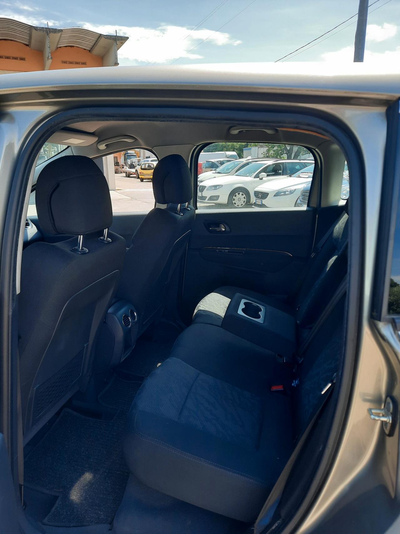 Peugeot 3008 1.6 HDi 110CV 4x4 UNI,PROPRIETARIO
