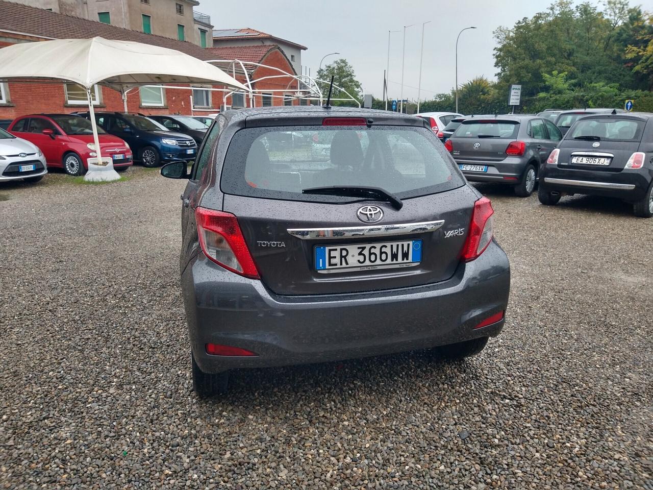 Toyota Yaris 1.0 5 porte Active OK NEOPATENTATI PERFETTA