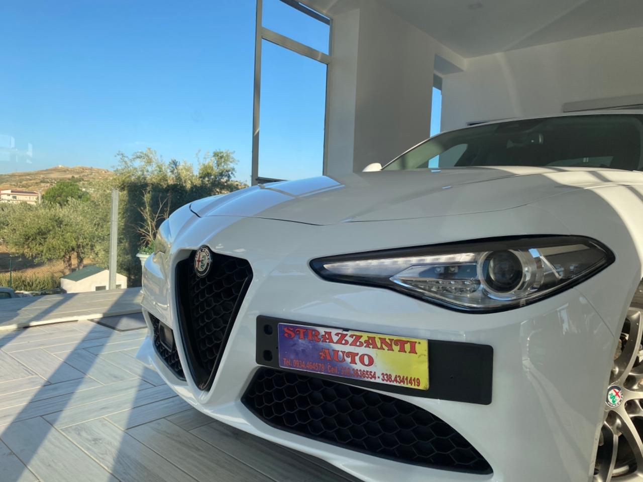 Alfa Romeo Giulia 2.2 TurboD B-tech AT8 FULL LED2020
