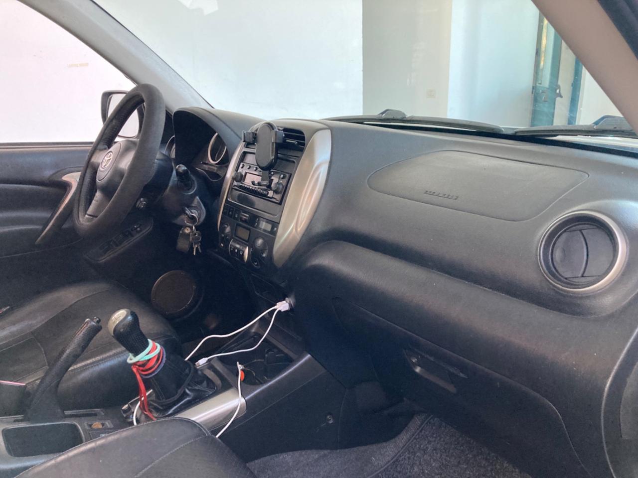 Toyota RAV 4 RAV4 2.0 Tdi D-4D cat 5 porte Sol autocarro