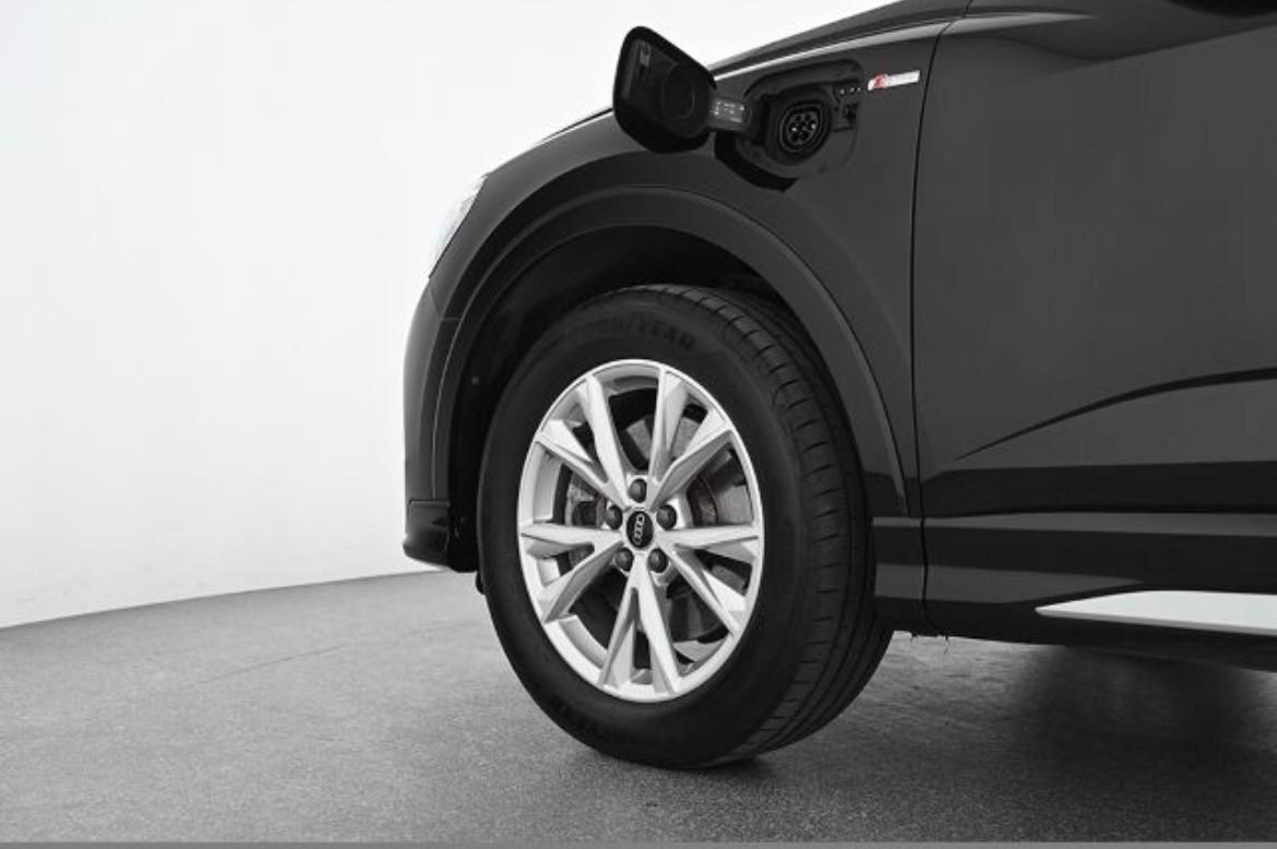Audi Q3 Sportback 45 TFSI e S-LINE S-TRONIC