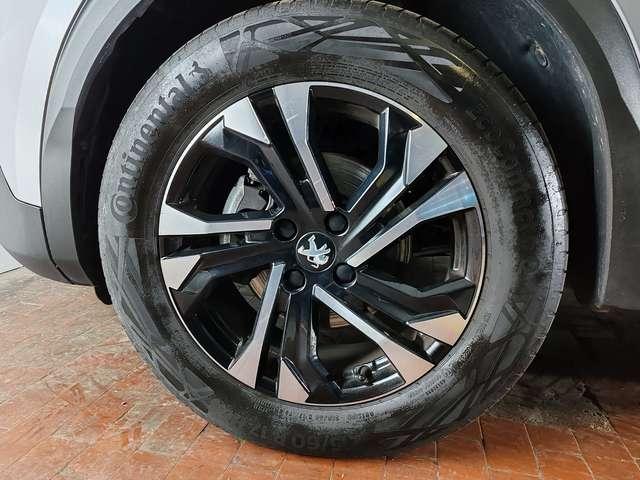 Peugeot 2008 1.2 130cv Allure EAT8 Navi + Telecamera
