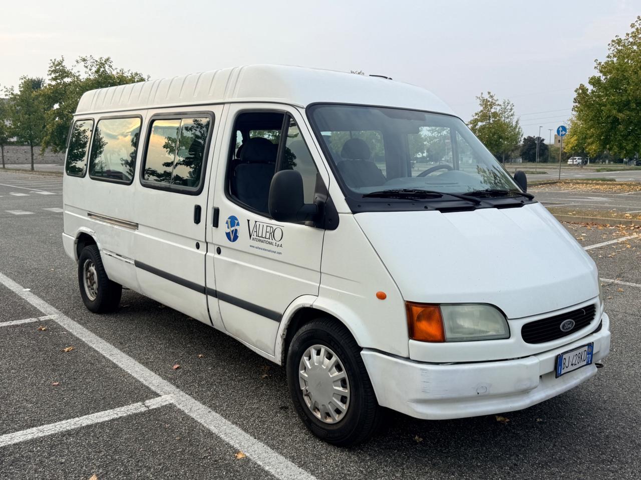 Ford Transit Tourneo Bus 2.4TD 9 POSTI