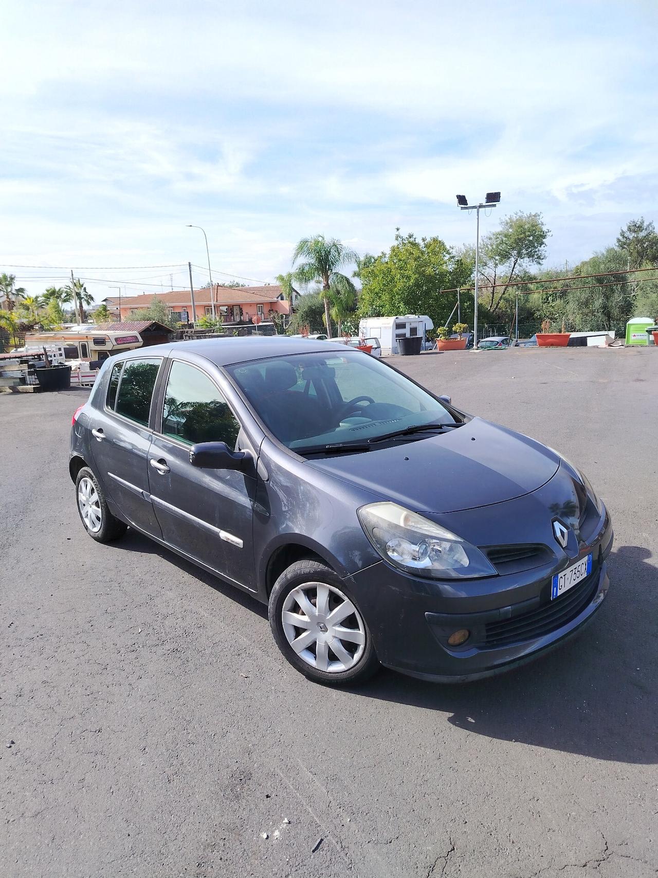 Renault Clio Storia 1.2 5 porte Confort