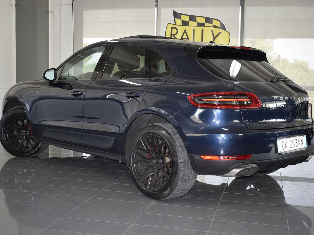 Porsche Macan 2.0 benzina 250CV