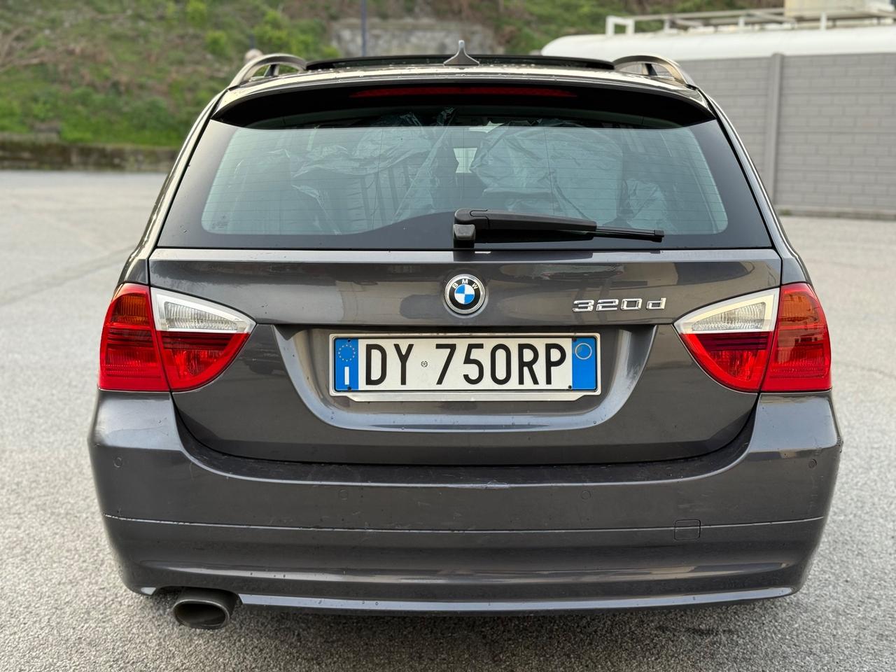 Bmw 320d cat Touring automatica tetto navi 1 PRO