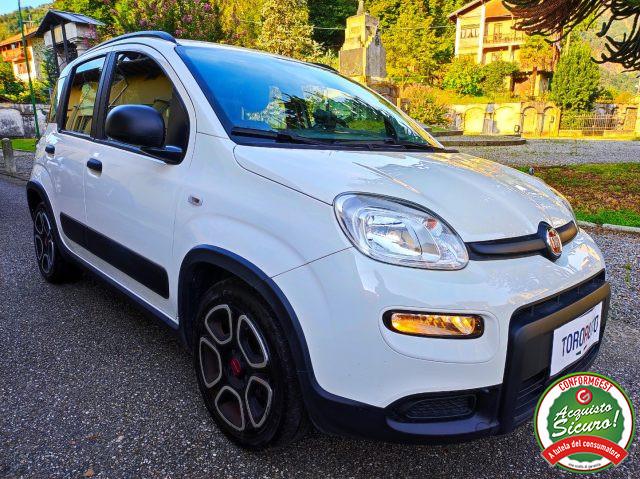 FIAT Panda 1.0 FireFly Hybrid City Life NEOPATENTATI