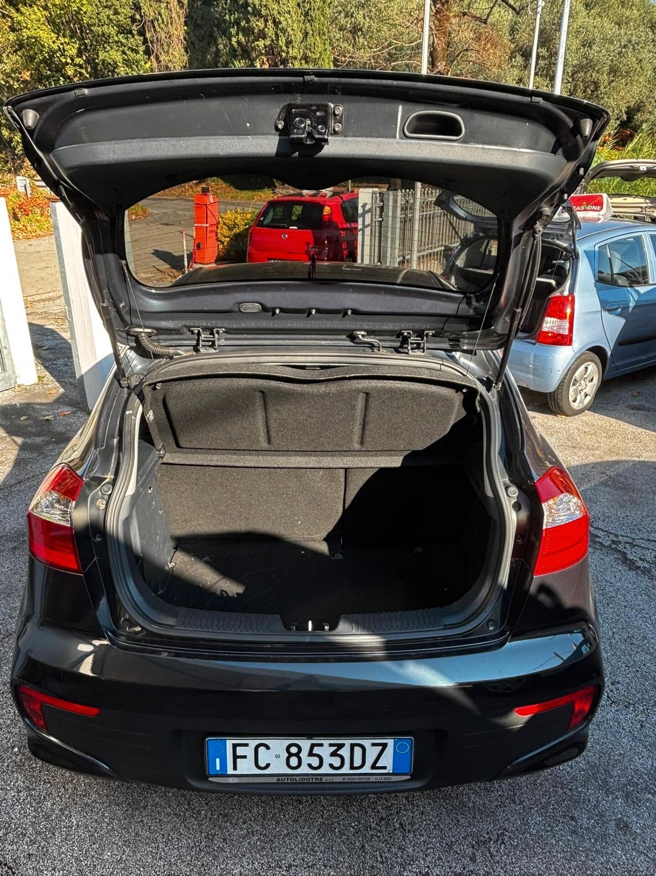 Kia Rio 1.1 CRDi 5p. Cool