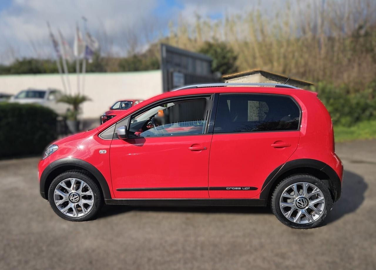 Volkswagen up! 1.0 75 CV 5p. cross up!