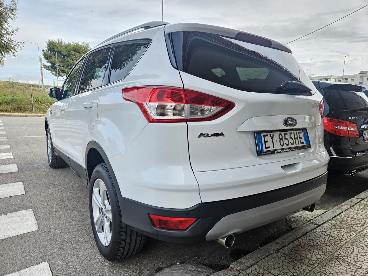 Ford Kuga 2WD 2.0 88kw 120cv FULL