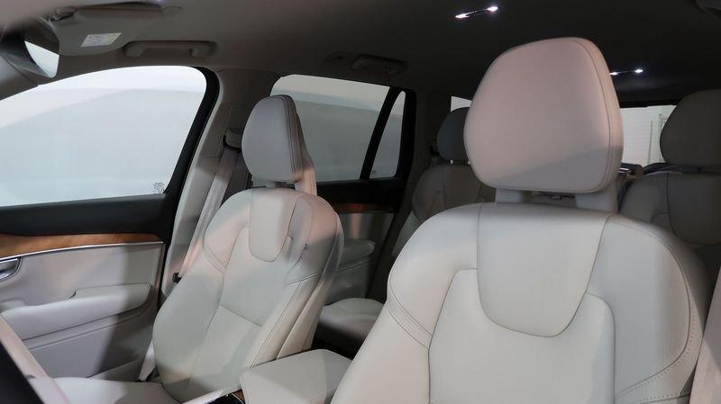 Volvo XC90 Plug-In Hybrid T8 AWD Plug-in 7p R. Inscr. Expr.