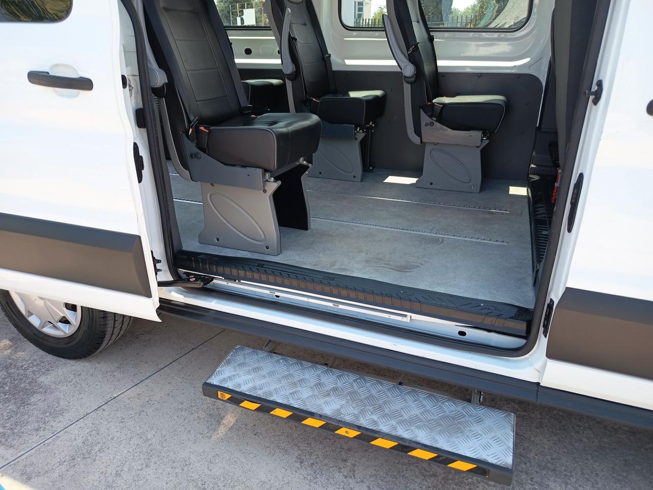 Fiat Ducato 35 2.2 Mjt 140CV PM-TM 9 posti con pedana trasporto disabili