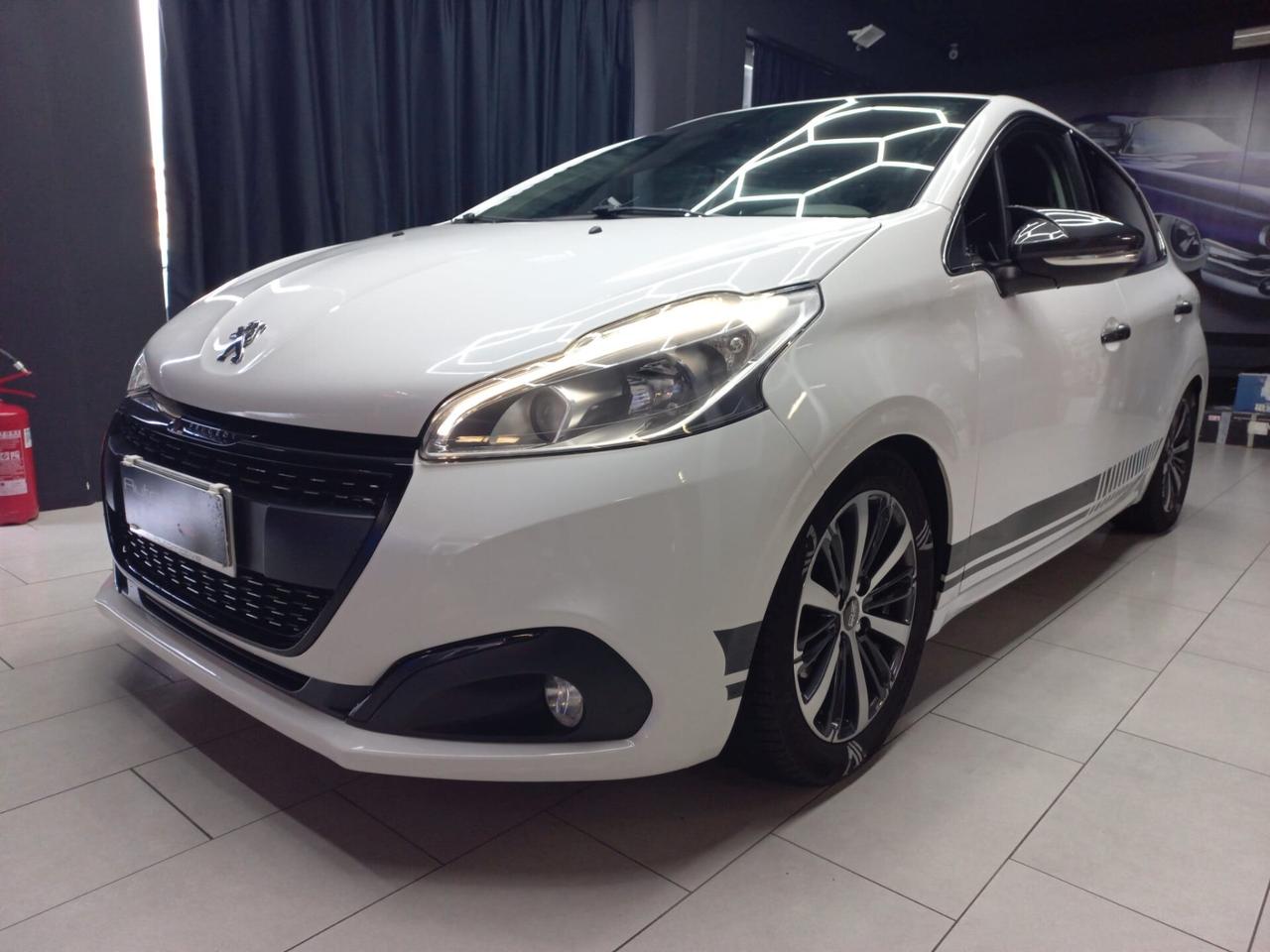 Peugeot 208 PureTech 82 5 porte Allure