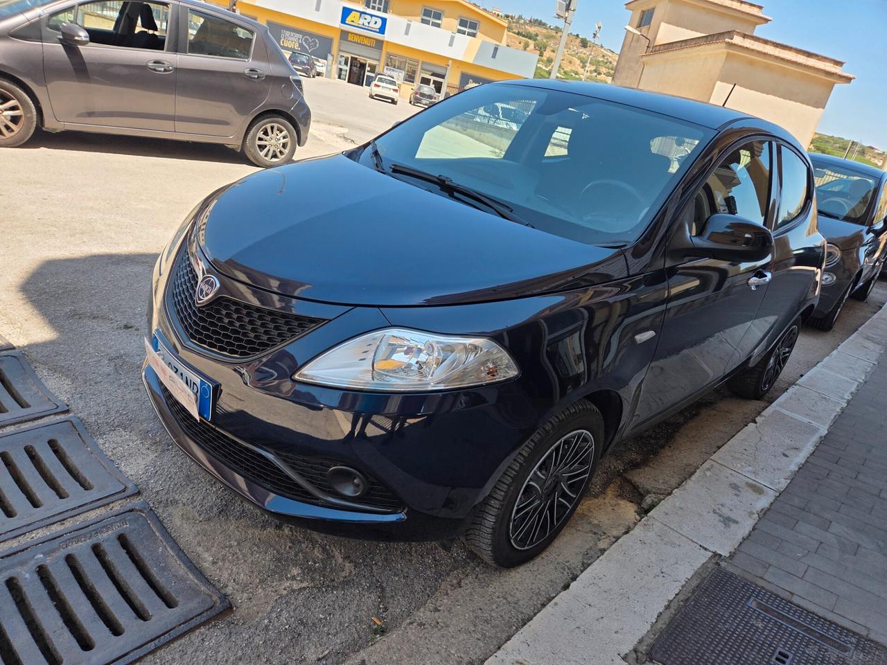 LANCIA YPSILON 1.2 BENZINA ANNO 2020 KM80000 CERT