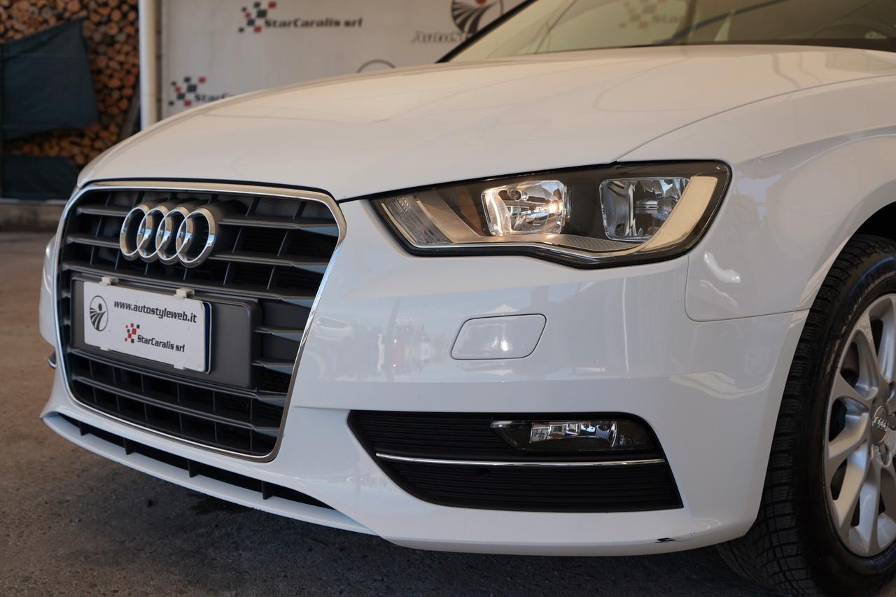 Audi A3 1.6 TDI 110 Cv Young 3 porte