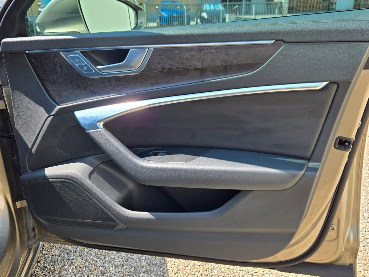 Audi A6 Avant 40 2.0 TDI S tronic Business Design