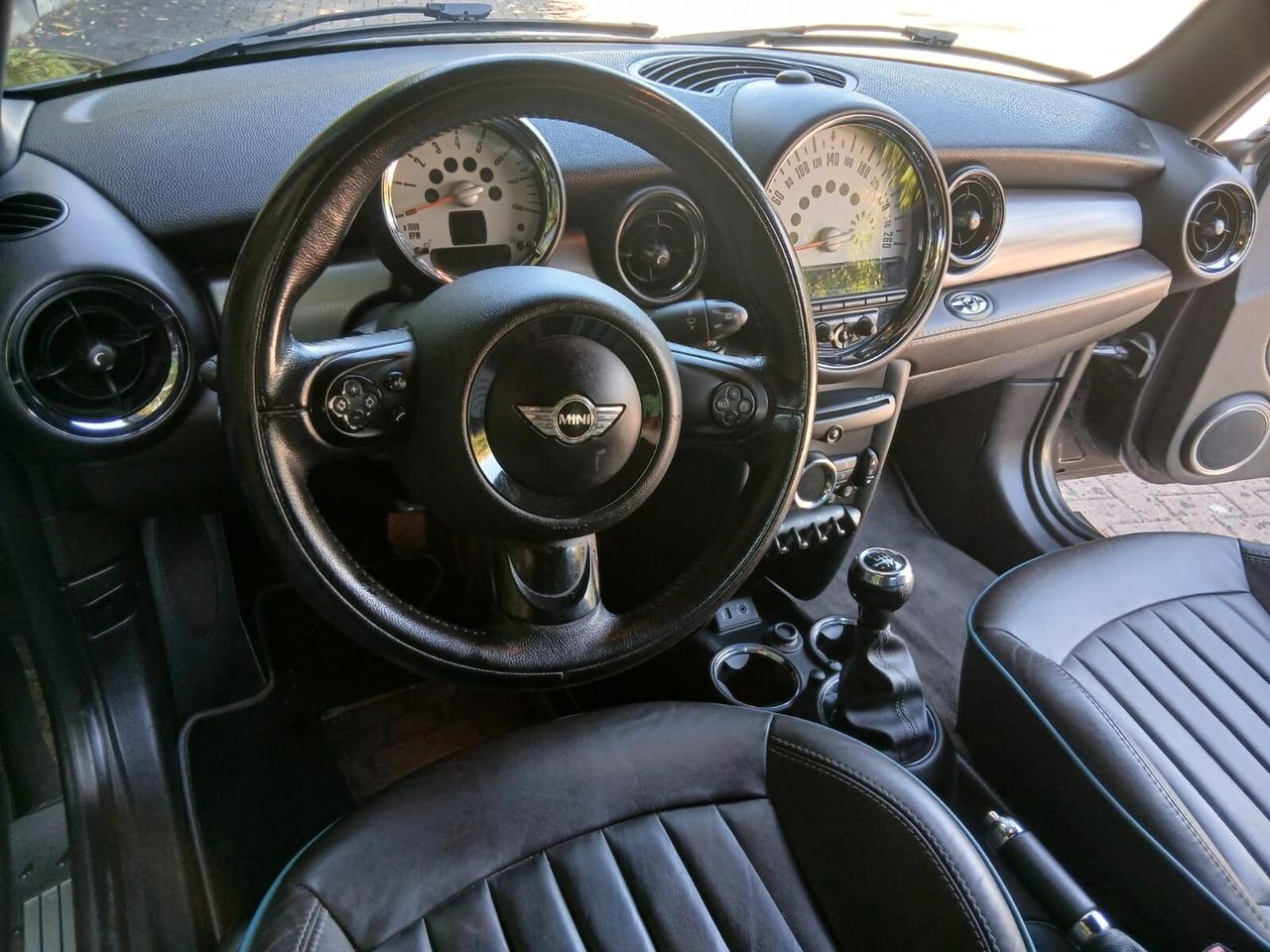 Mini Cooper Coupe 1.6 Coupé