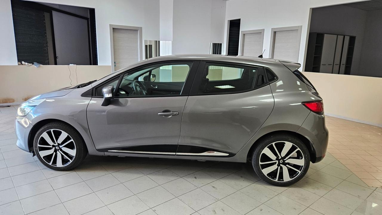Renault Clio 1.5 dCi 8V 75CV 5 porte Costume National