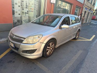 Opel Astra 1.9 CDTI 120CV 5 porte aut. Cosmo