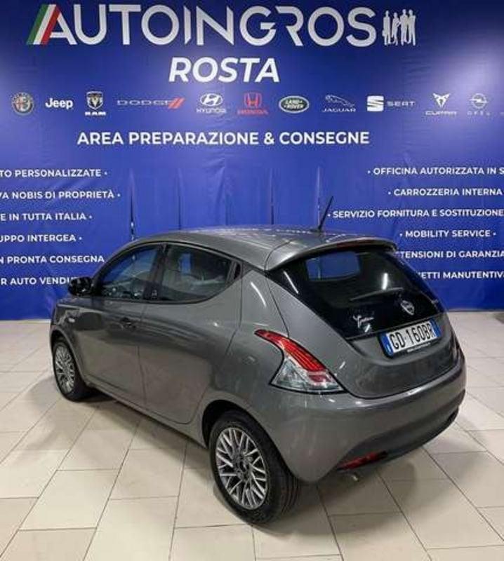 Lancia Ypsilon 1.0 firefly hybrid Silver s&s 70CV USATO GARANTITO