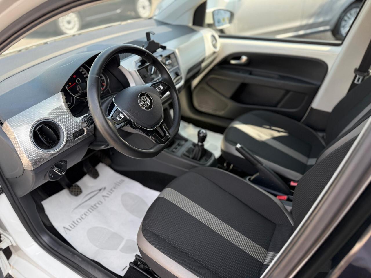 Volkswagen up! 1.0 75 CV 5p. move up!