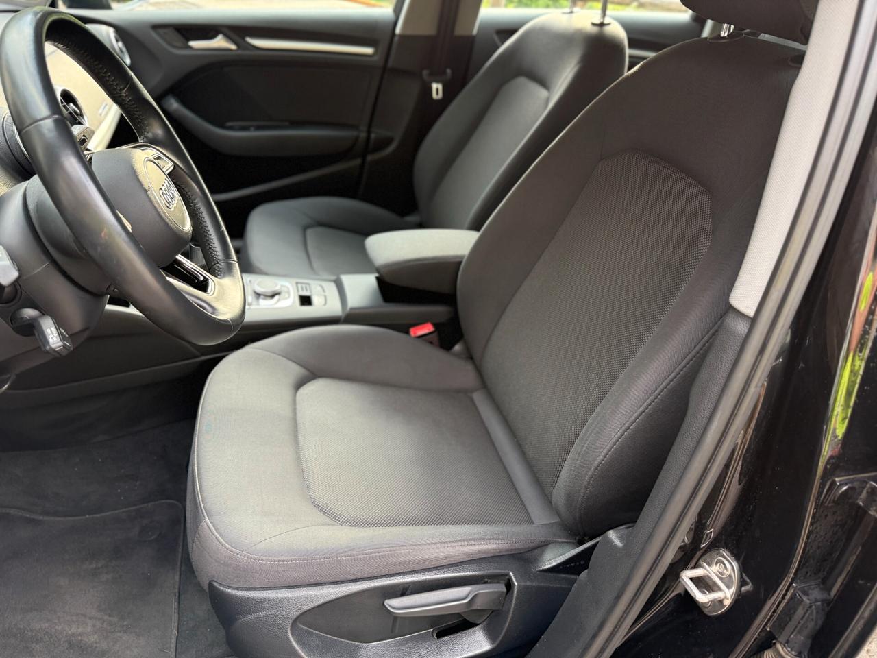 AUDI A3 SPB 2.0 TDI BUSINESS 150CV