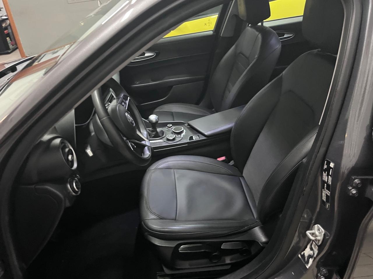 Alfa Romeo Giulia 2.2 Turbodiesel 150 CV tagliandata