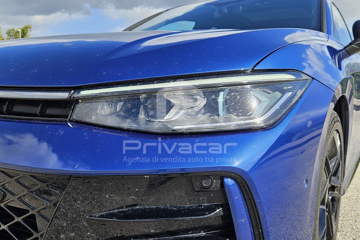 VOLKSWAGEN Passat 2.0 TDI 150 CV SCR DSG R-Line