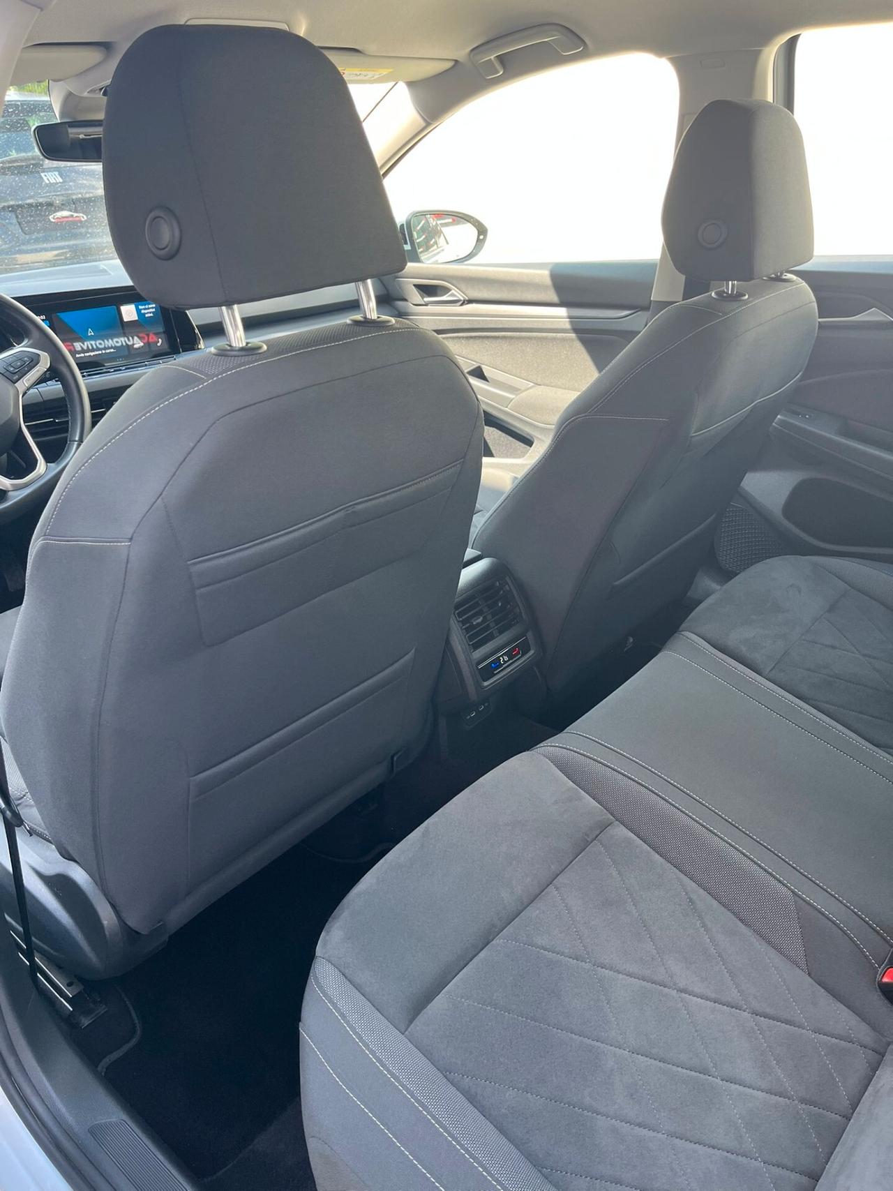 Volkswagen Golf 8 2.0 TDI DSG SCR Style