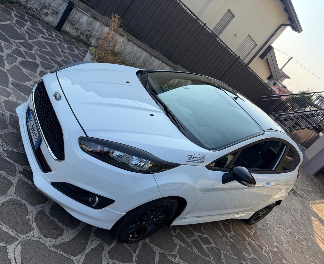 Ford Fiesta 1.4 3 porte Bz.- GPL Black & White Edition