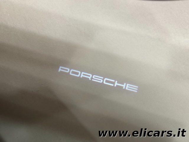 PORSCHE Macan 2.0 / TETTO PANORAMICO / TELECAMERA