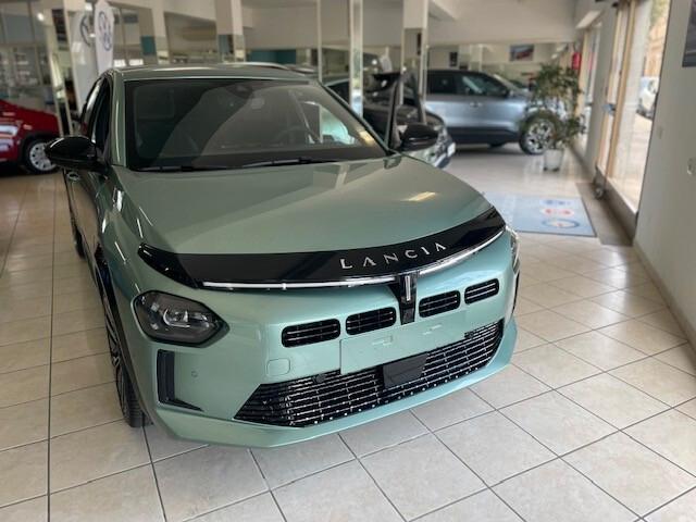 Lancia Ypsilon Hybrid e-DCT LX