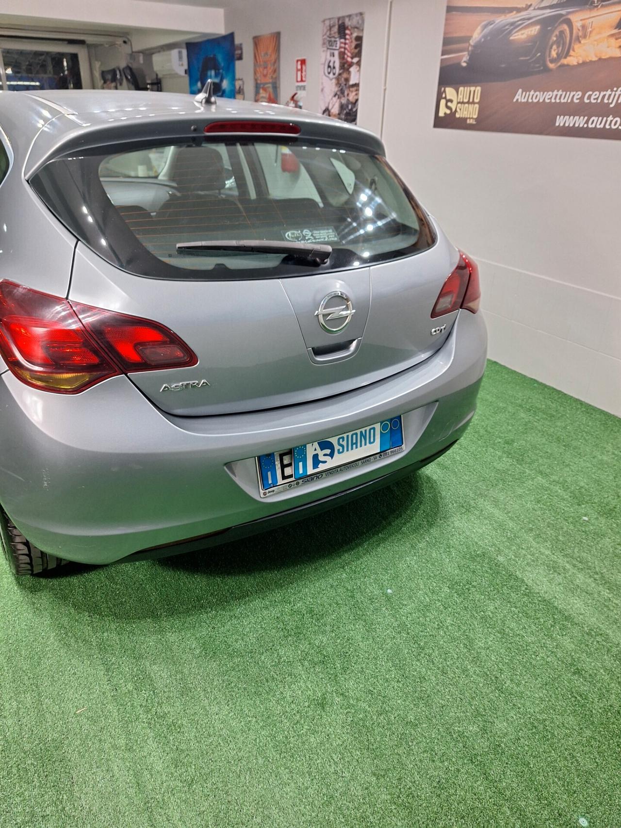 Opel Astra 1.7 CDTI 110CV 5 porte E5