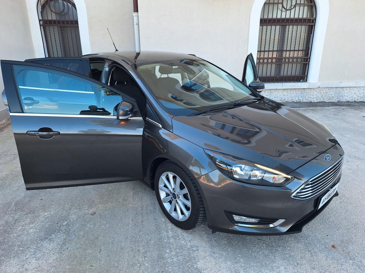 Ford Focus 1.5 TDCi 120 CV Titanium "BERLINA" 2017