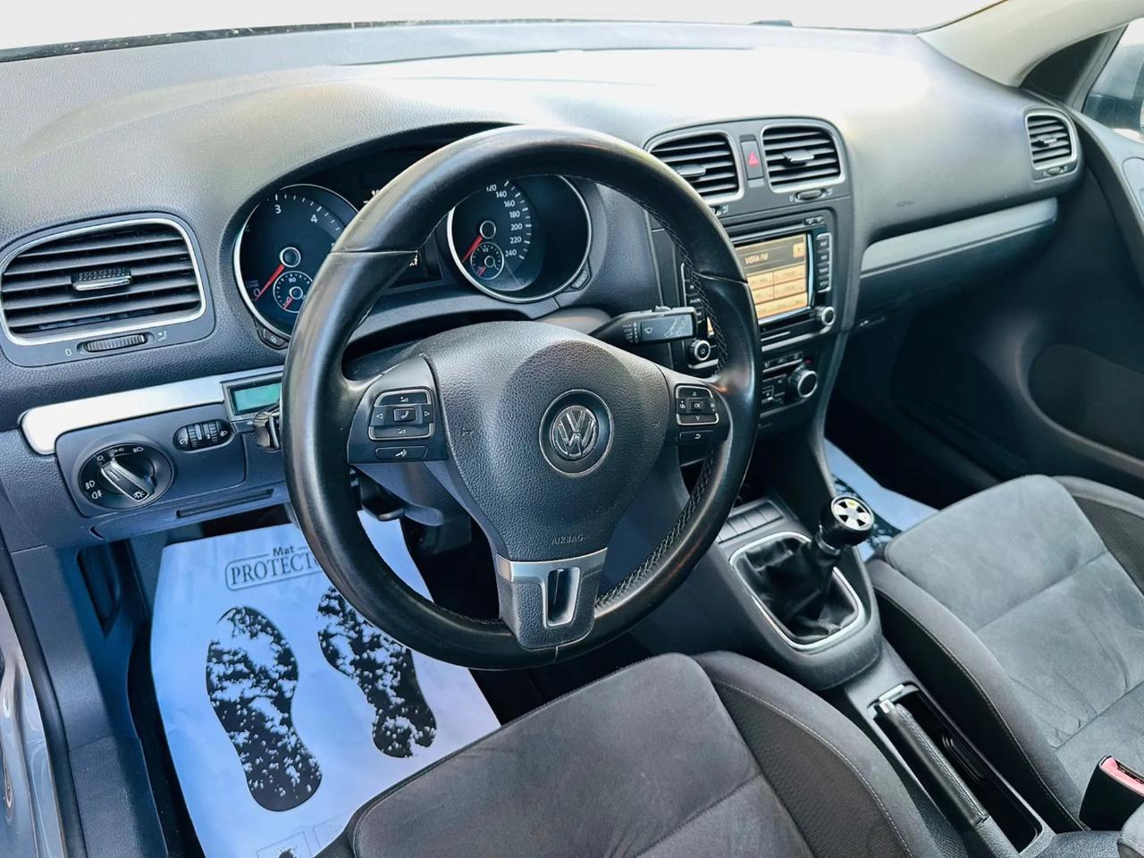 Volkswagen Golf 1.6 TDI 2011 140.000km neo patentati