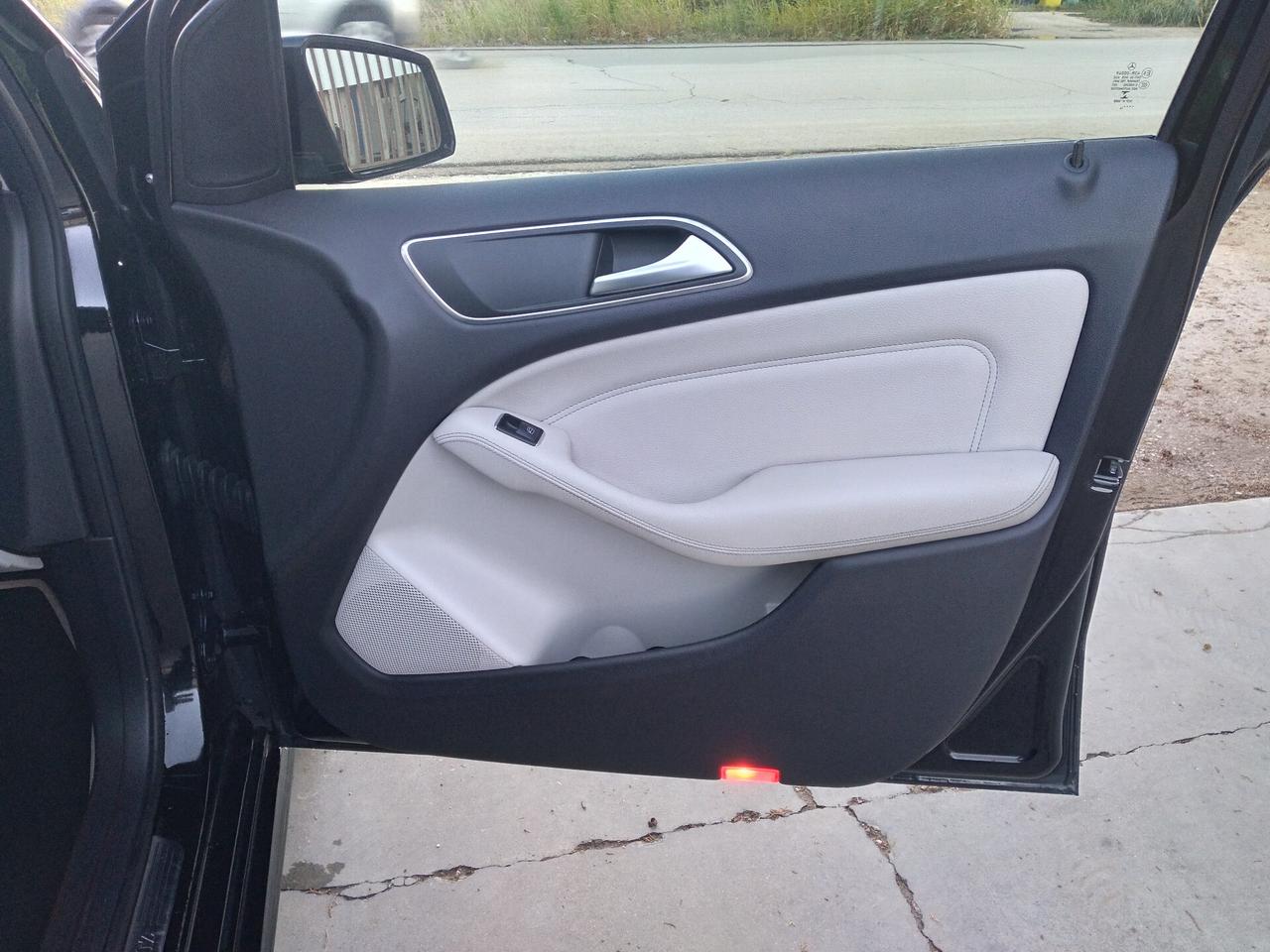 Mercedes-benz B 180 d Automatic Sport