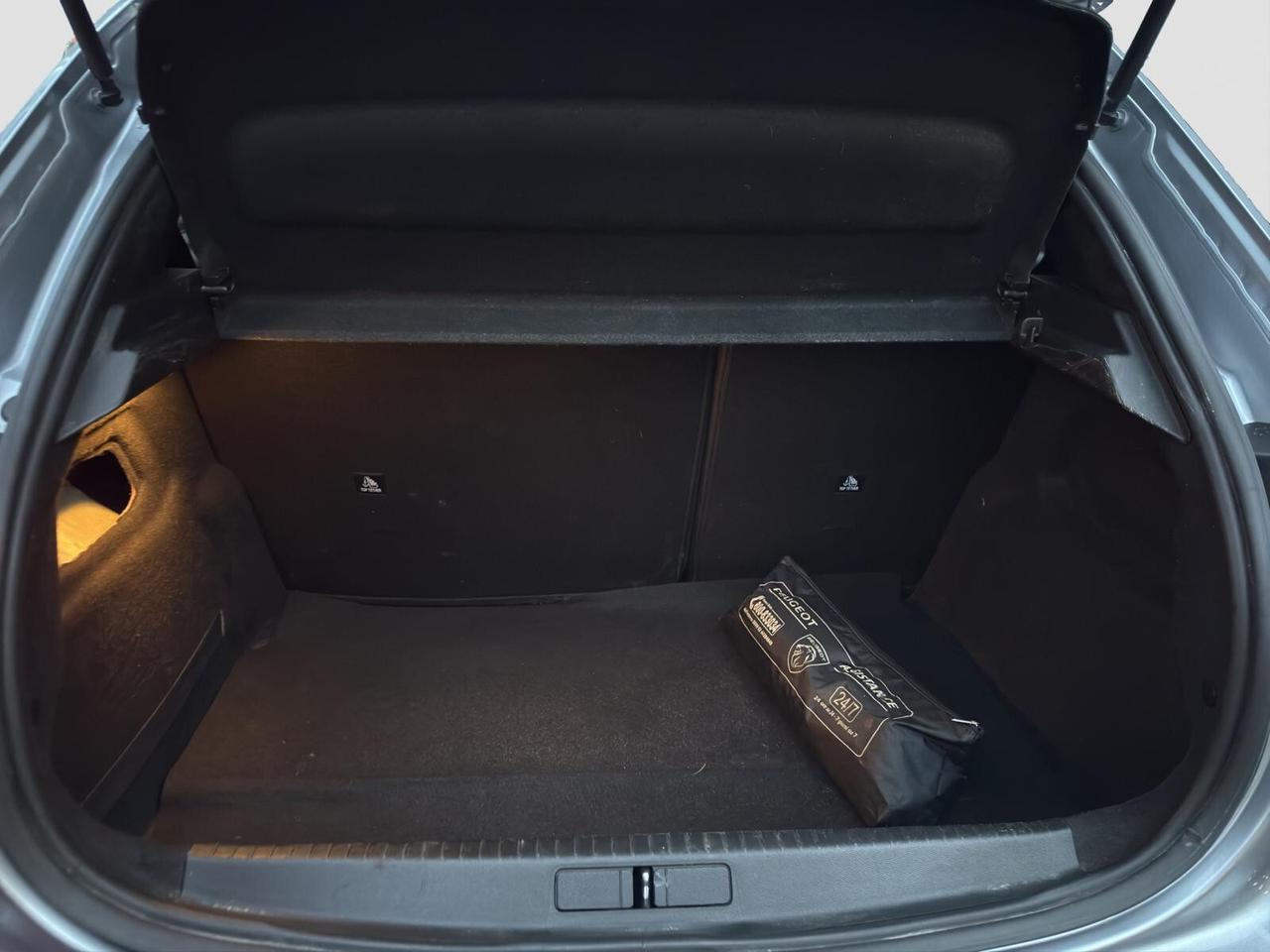 Peugeot 208 1.5 BlueHDi 100cv Allure Pack 2023