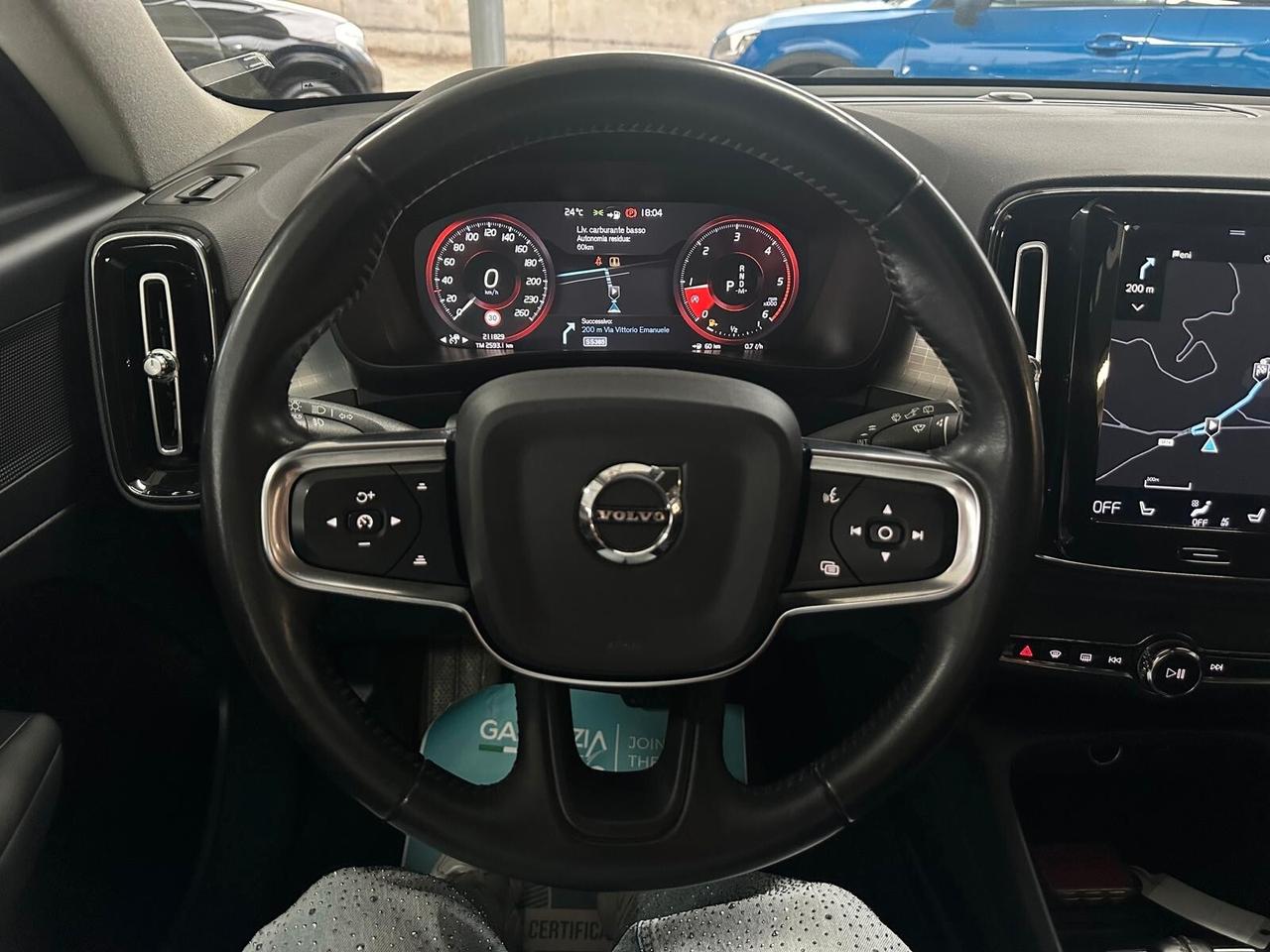 VOLVO XC40 2.0 150CV 06/2020