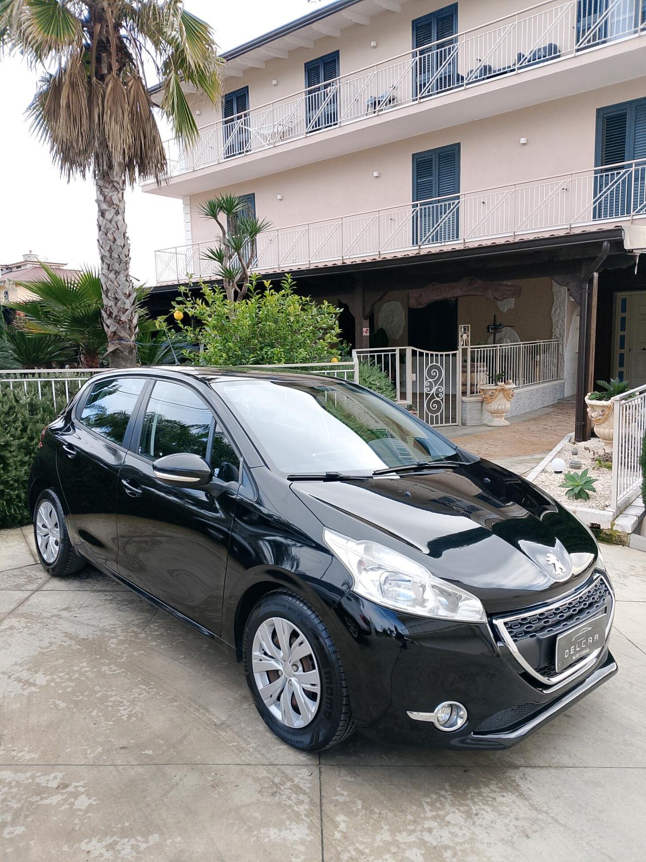 Peugeot 208 1.2 VTi 82 CV 5 porte Allure