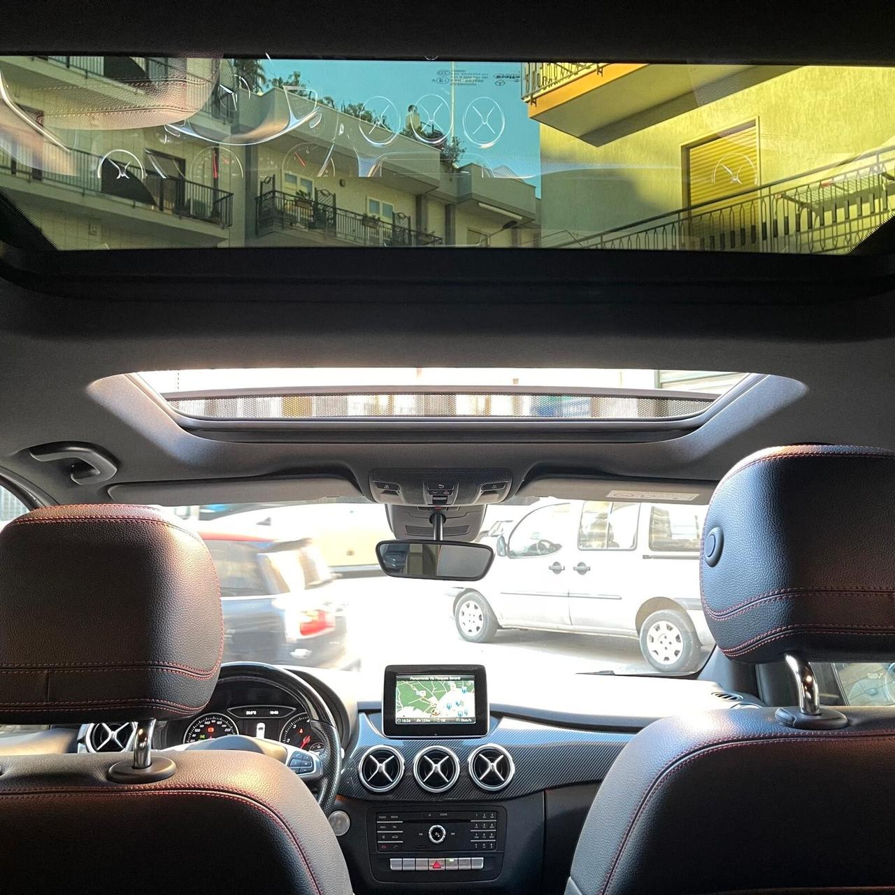 Mercedes-Benz B 200 d Automatic Premium