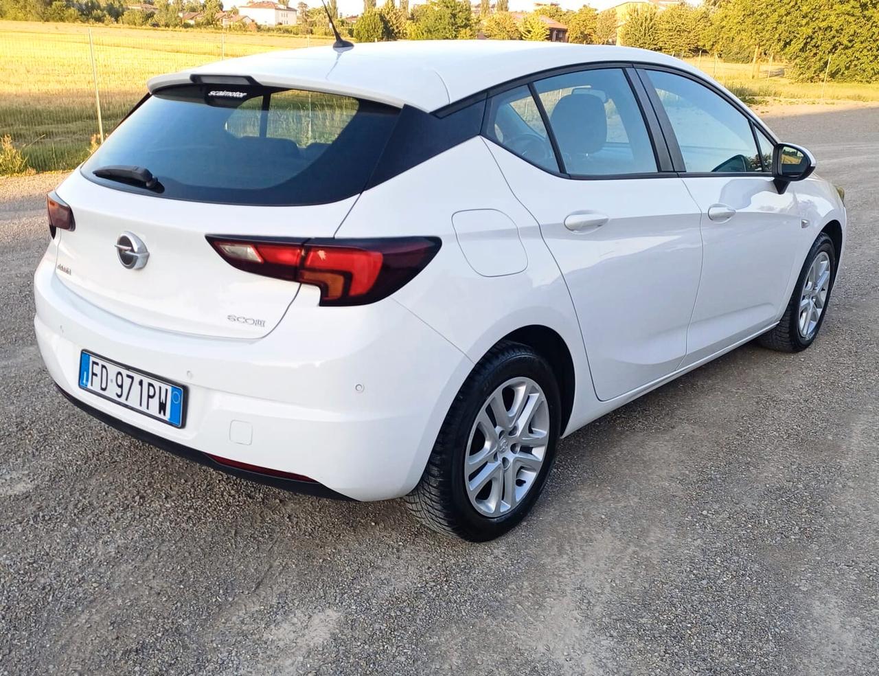 Opel Astra 1.0 Turbo ecoFLEX Start&Stop Sports Tourer Innovation