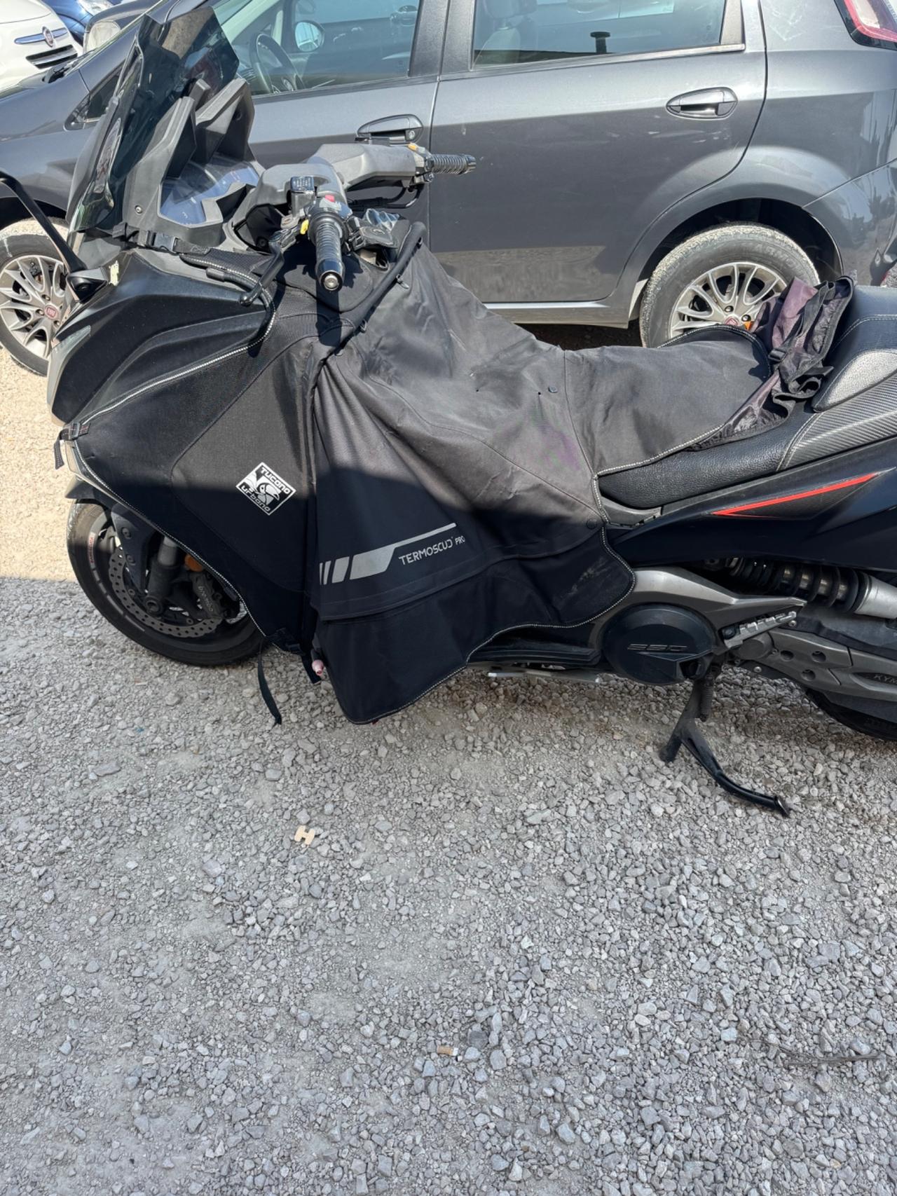 Kymco AK 550 Sport